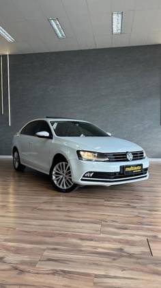 VOLKSWAGEN JETTA 1.4 250 TSI TOTAL FLEX COMFORTLINE TIPTRONIC